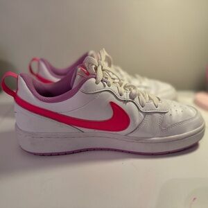 Nike girls sneakers 6.5Y